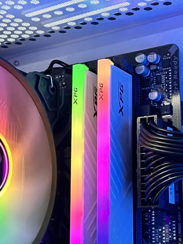 Hela 1.4 – Ryzen 5 3600 & RX 6600XT 8GB